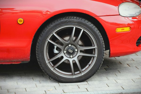 Quelles caractéristiques rechercher lors de l'achat d'un véhicule neuf pour un conducteur débutant?